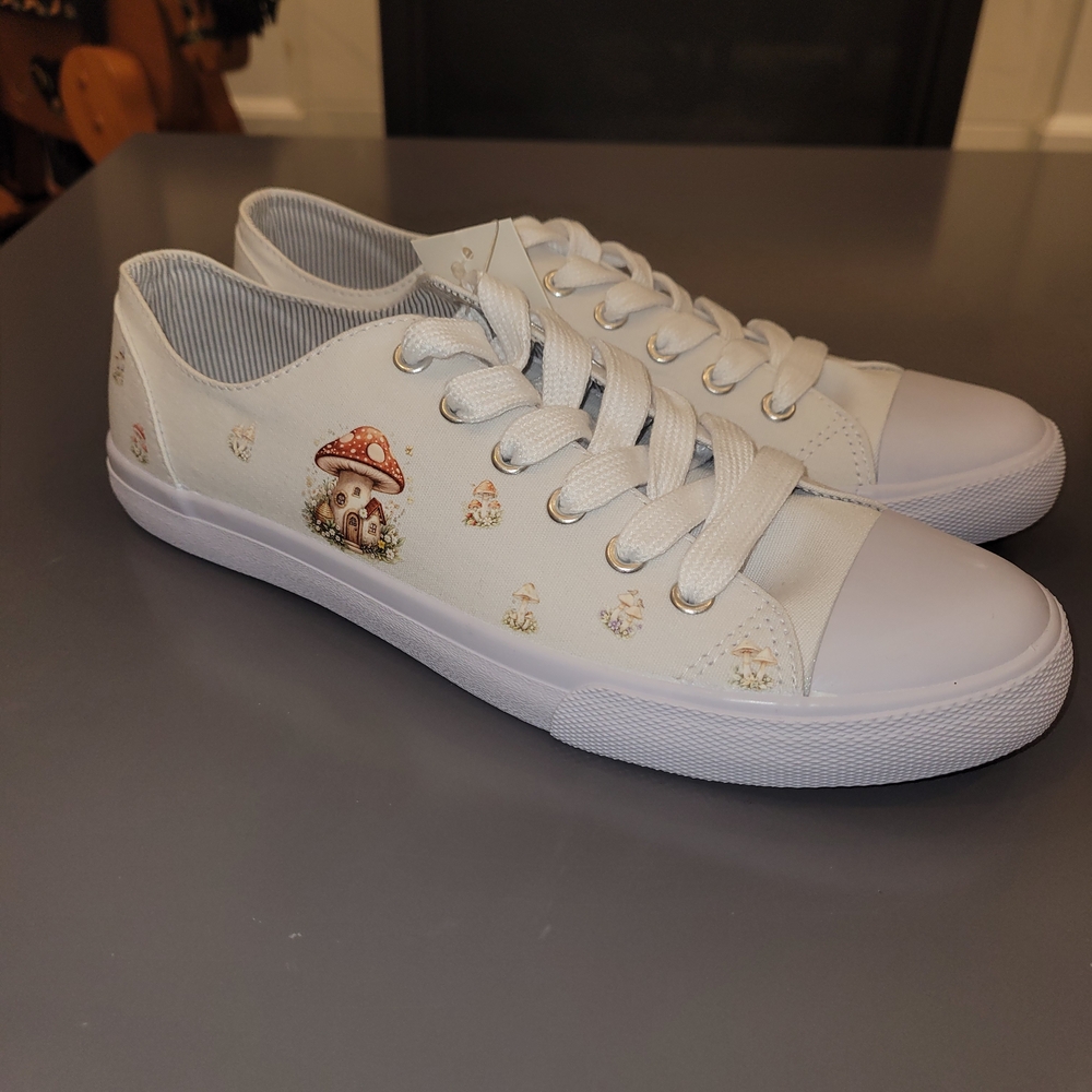 Custom Cottagecore Mushroom Sneakers Womens 9 Fairy Boho NWT - Picture 3 of 7